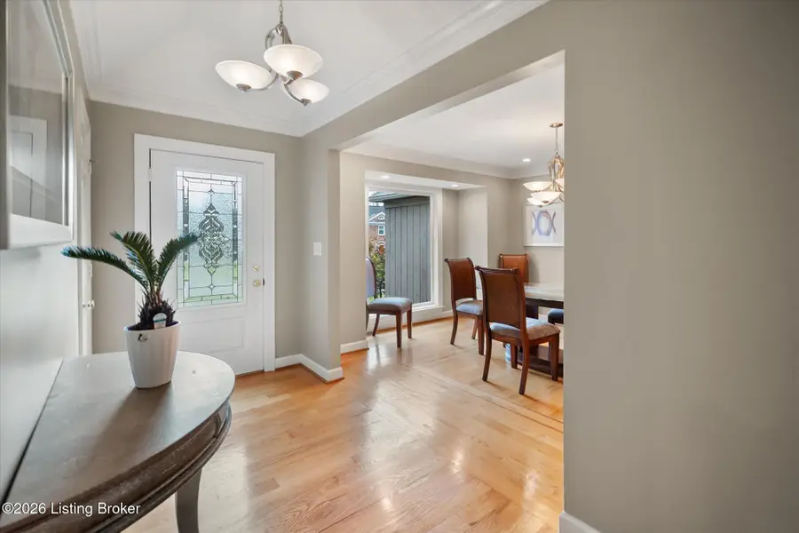 5407 Navajo Rd, Louisville, KY 40207 - #3