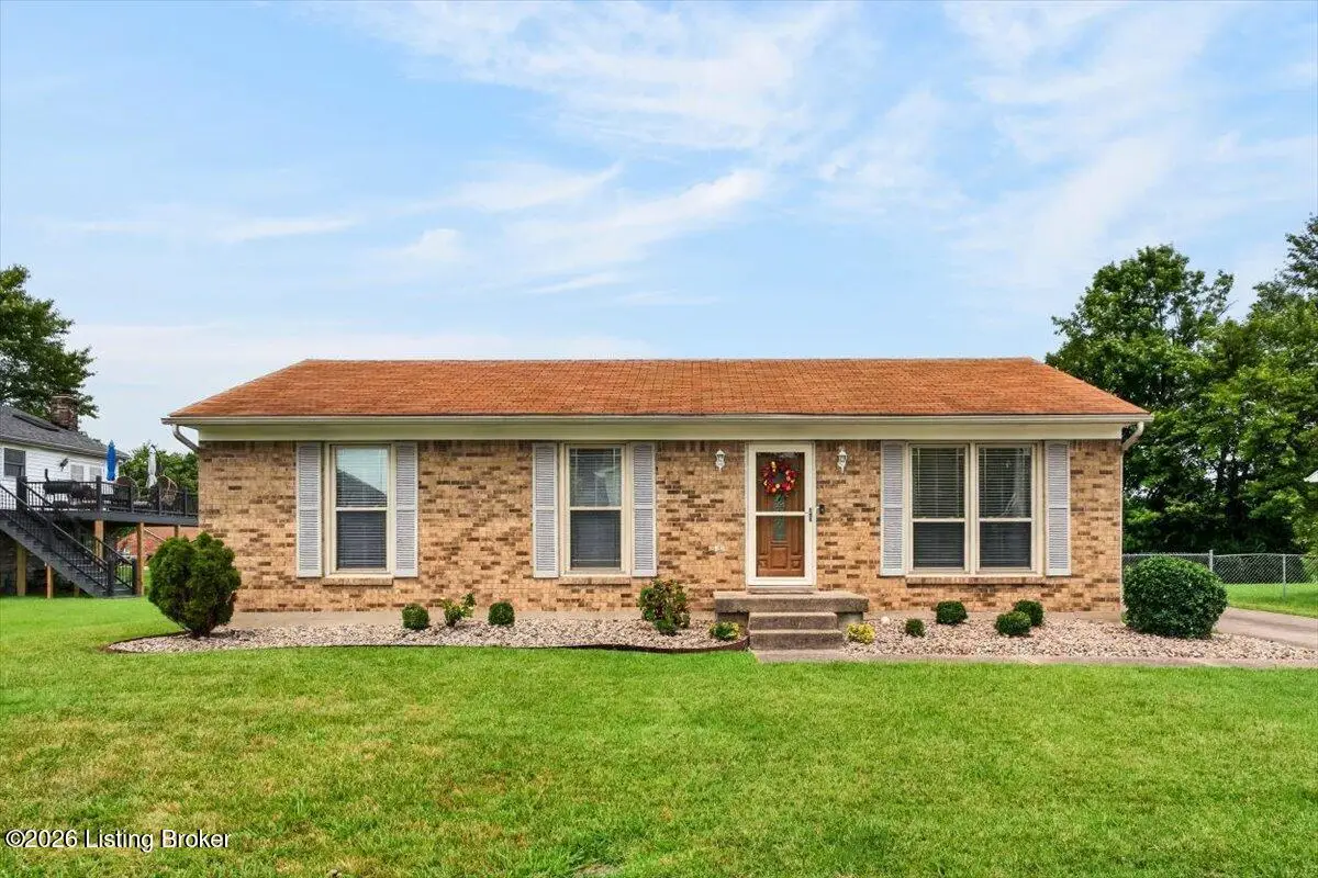 4703 Tivis Ct, Louisville, KY 40218 - #1
