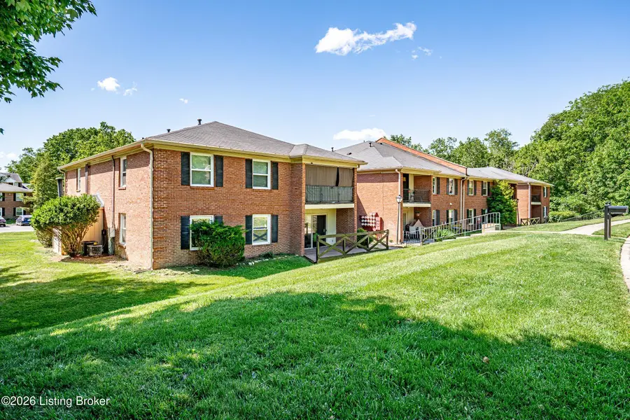 7908 Grenoble Ln #A, Prospect, KY 40059 - #2