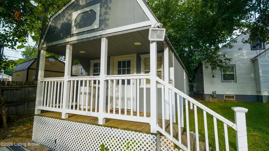 3319 Farnsley Rd, Louisville, KY 40216 - #3
