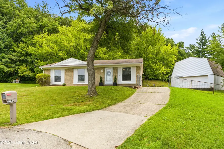 8213 Candelabrum Pl, Louisville, KY 40214 - #2