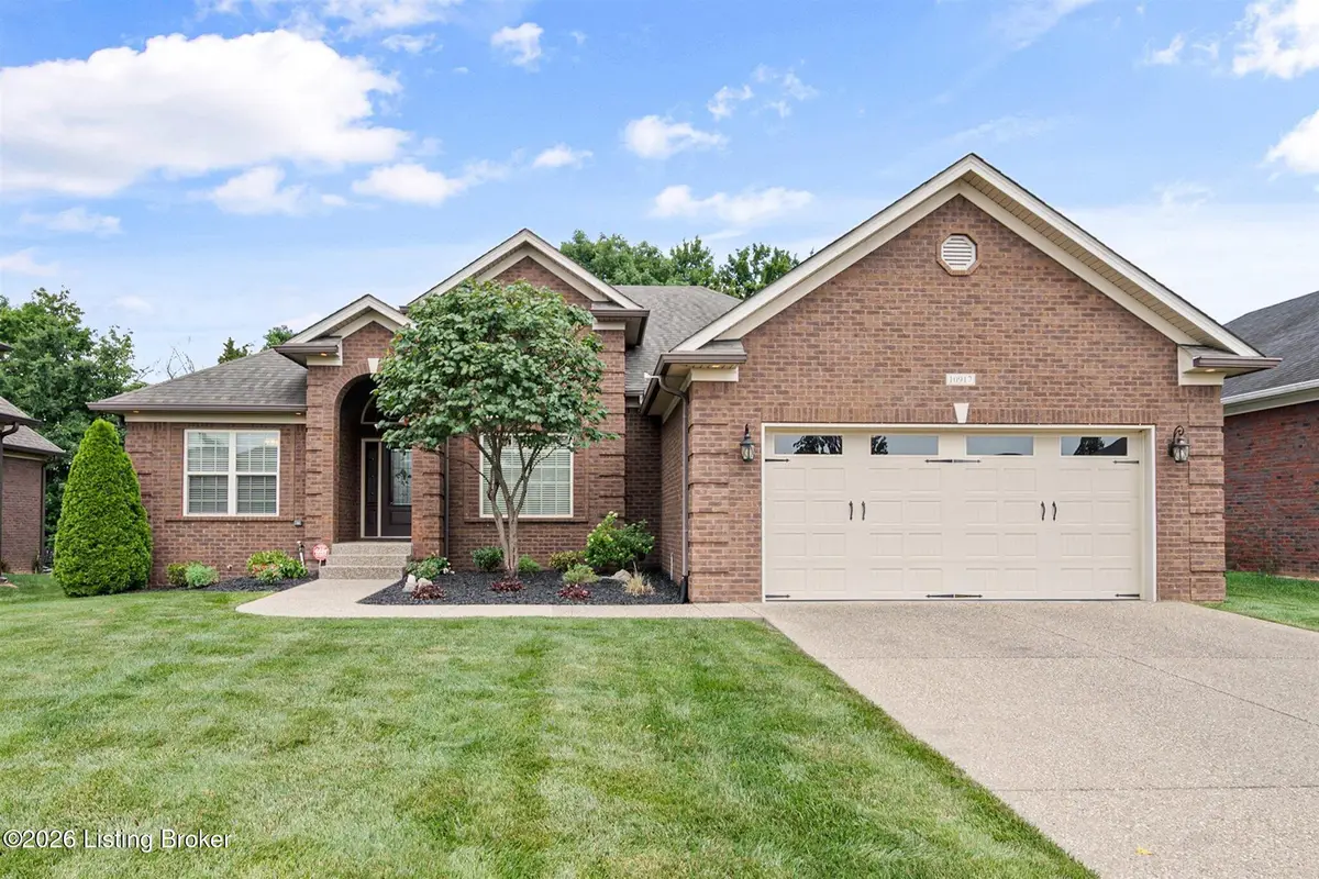 10917 Sewell Dr, Louisville, KY 40291 - #1