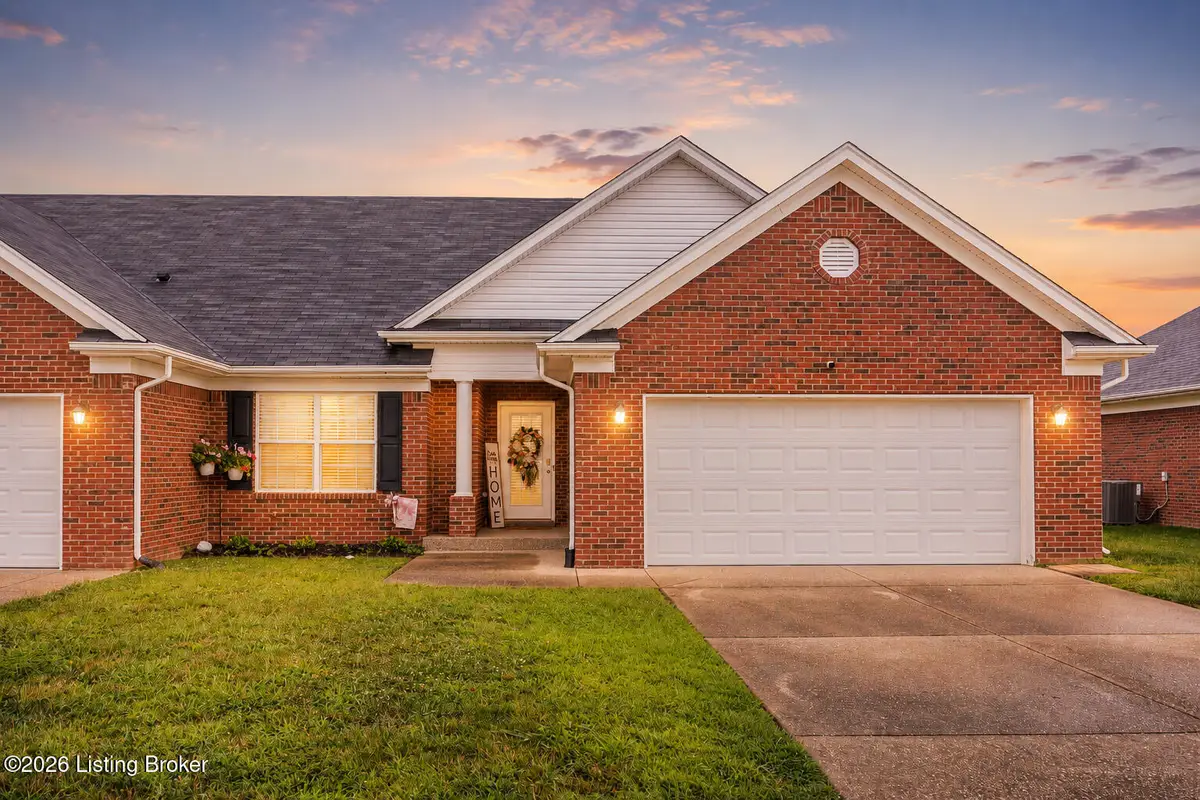 382 Villa Ln, Shepherdsville, KY 40165 - #1