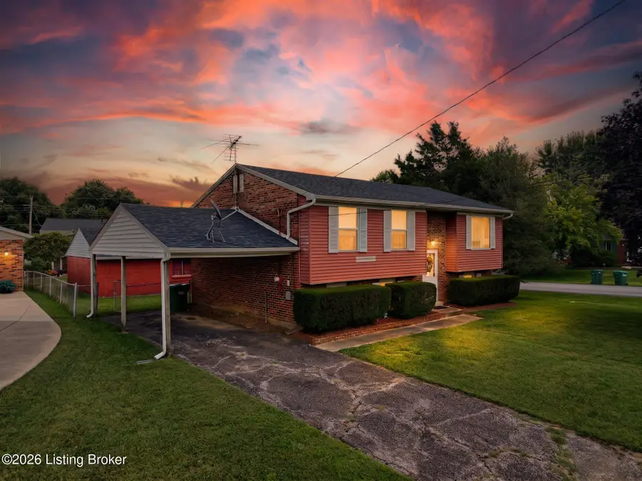 106 Canyon Ct, Louisville, KY 40229 - #2