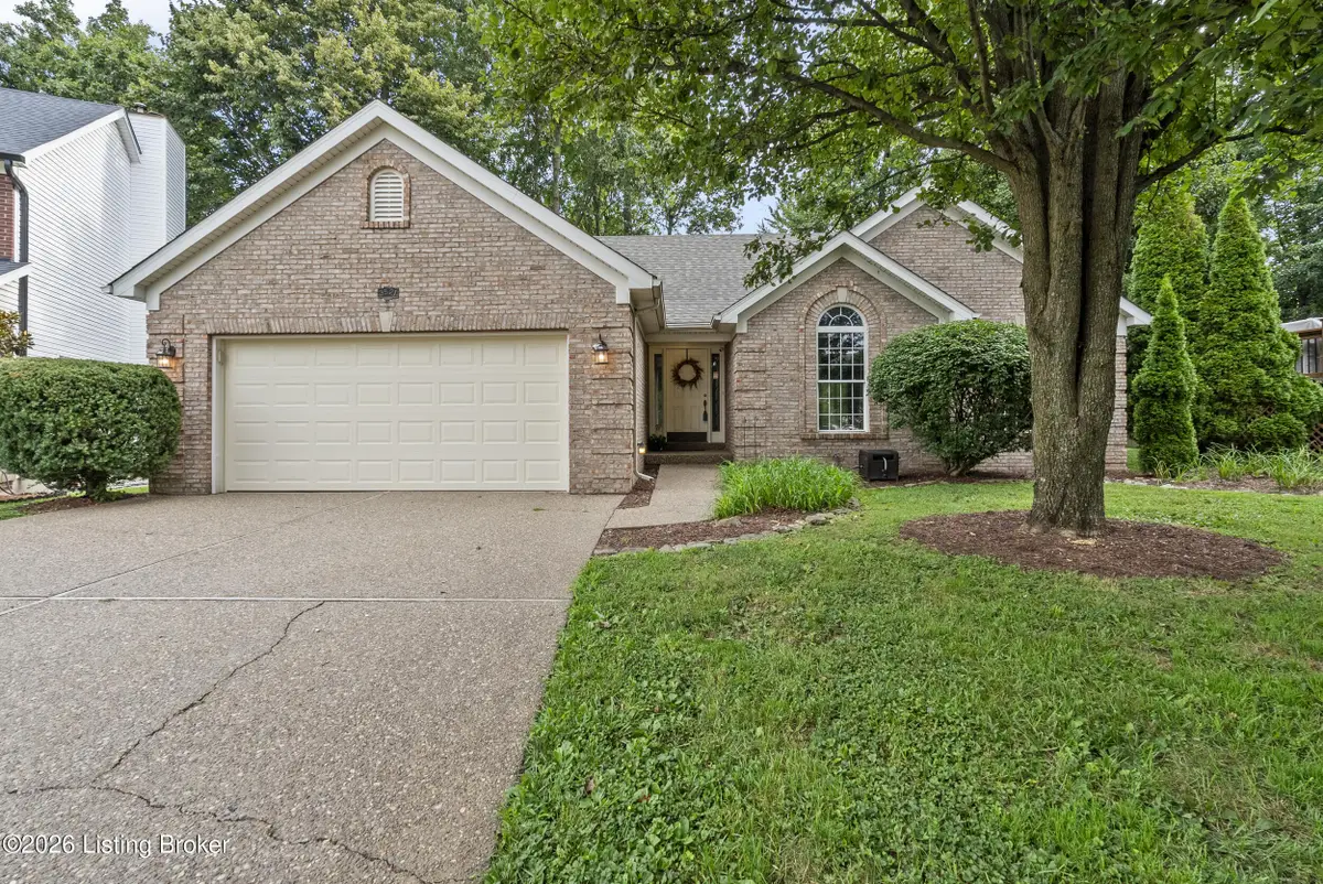 3521 Coventry Tee Ct, Louisville, KY 40241 - #1