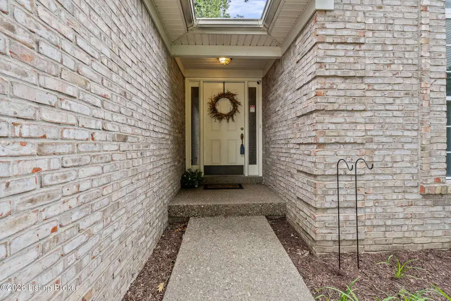 3521 Coventry Tee Ct, Louisville, KY 40241 - #2