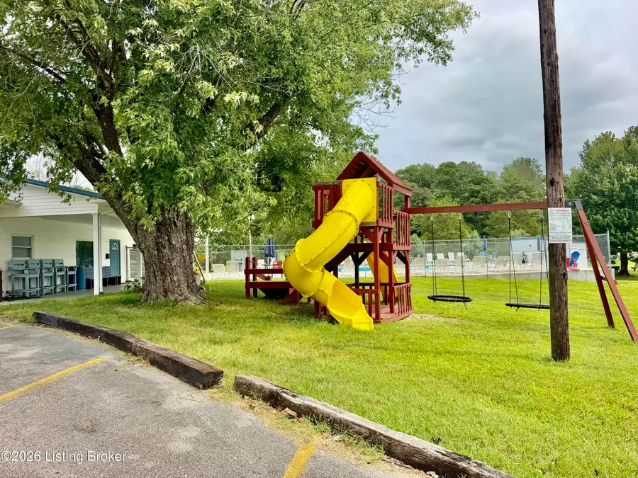 412 Woods Rd, Elizabethtown, KY 42701 - #3