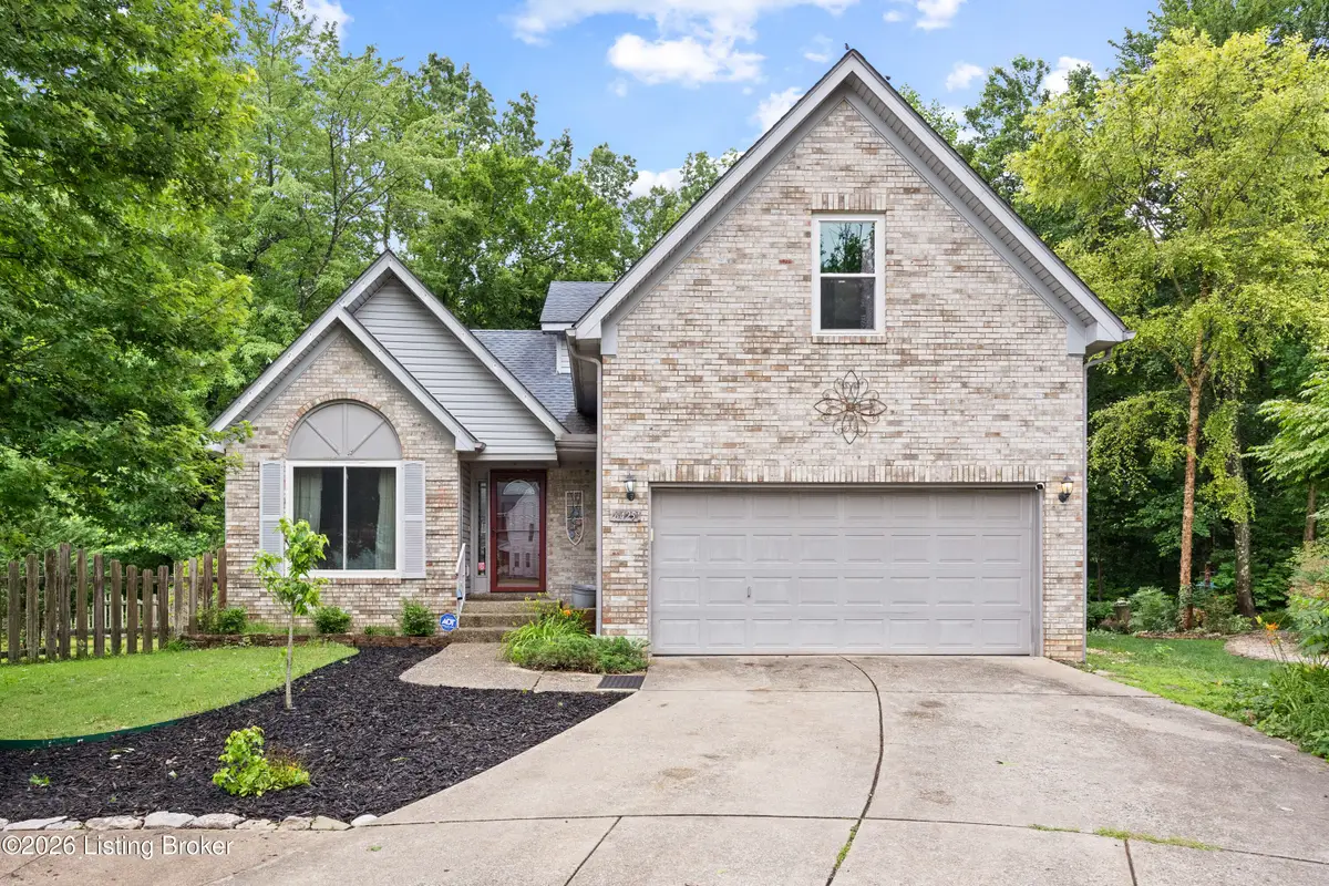 6425 Labor Ln, Louisville, KY 40291 - #1