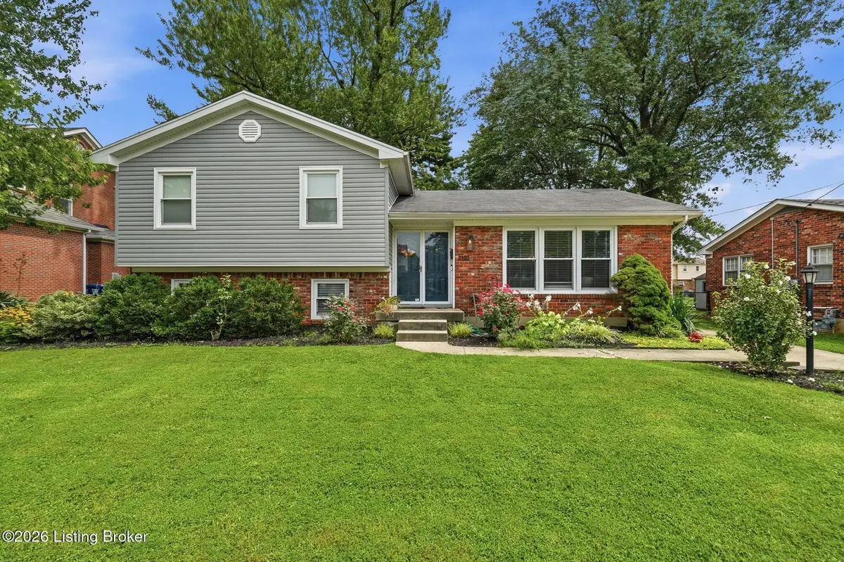 3102 Pomeroy Dr, Louisville, KY 40220 - #1