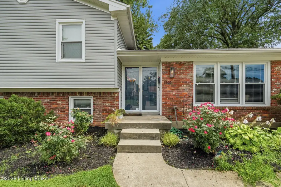 3102 Pomeroy Dr, Louisville, KY 40220 - #3