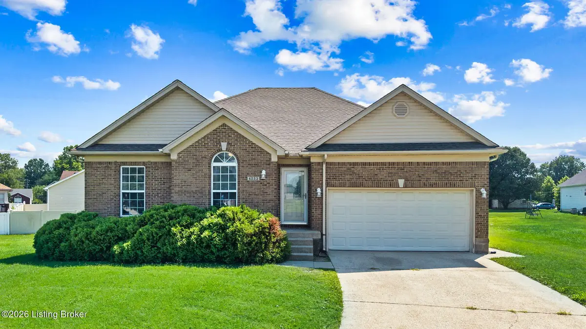 4223 Southern Farm Blvd, Louisville, KY 40216 - #1