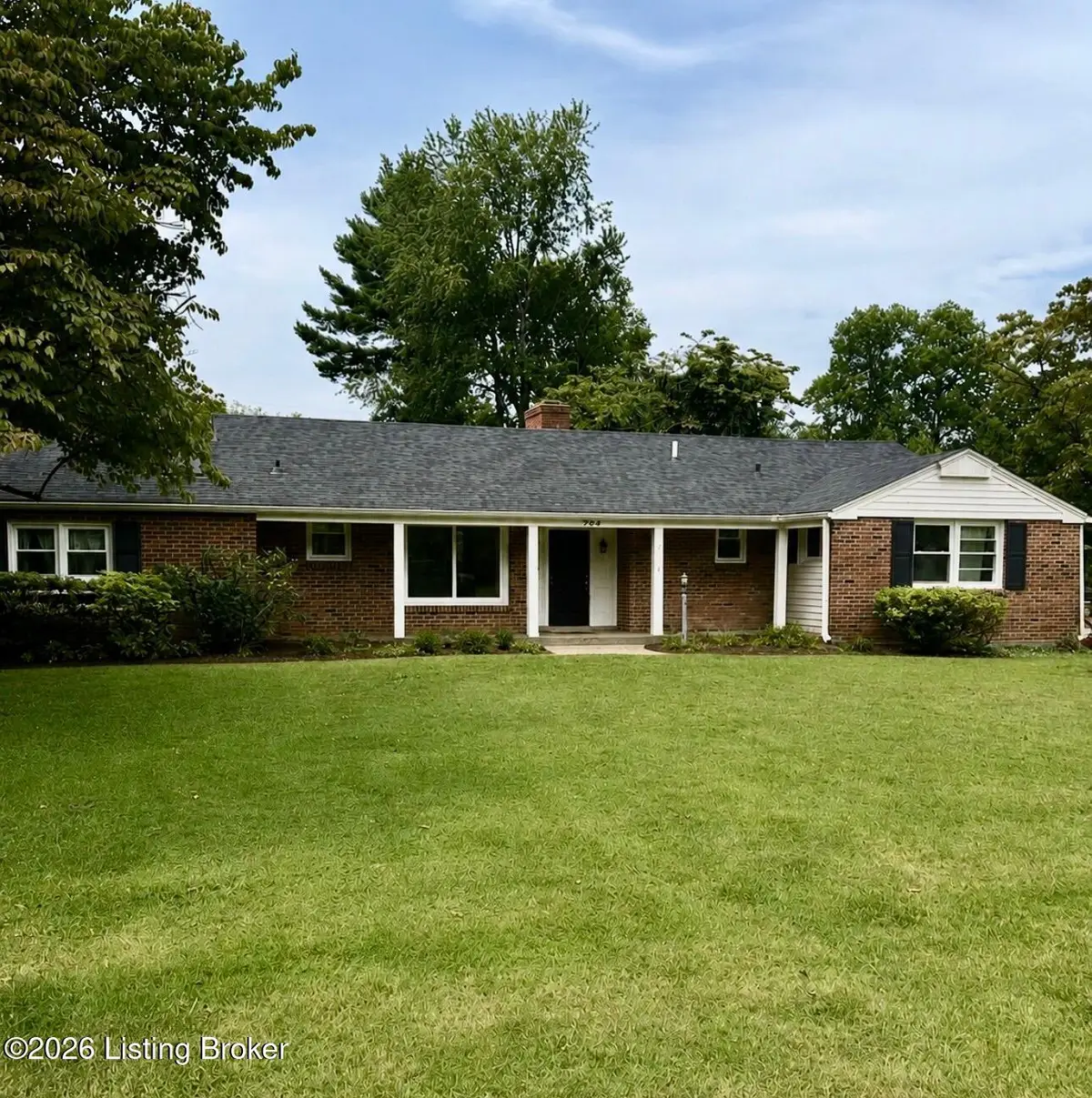 204 N Chadwick Rd, Louisville, KY 40223 - #1