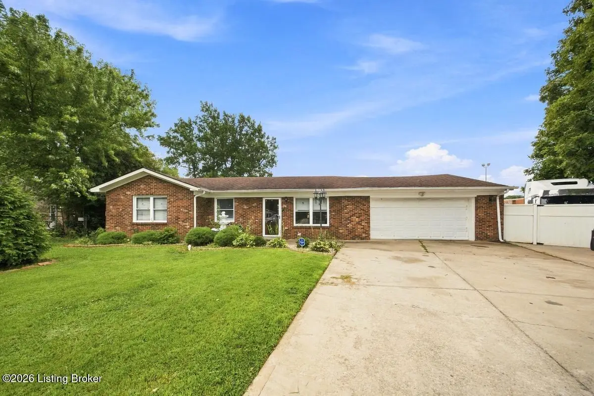 1002 Andle Ct, Louisville, KY 40214 - #1