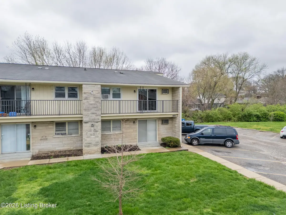 3510 Paragon Ct #10, Louisville, KY 40218 - #1