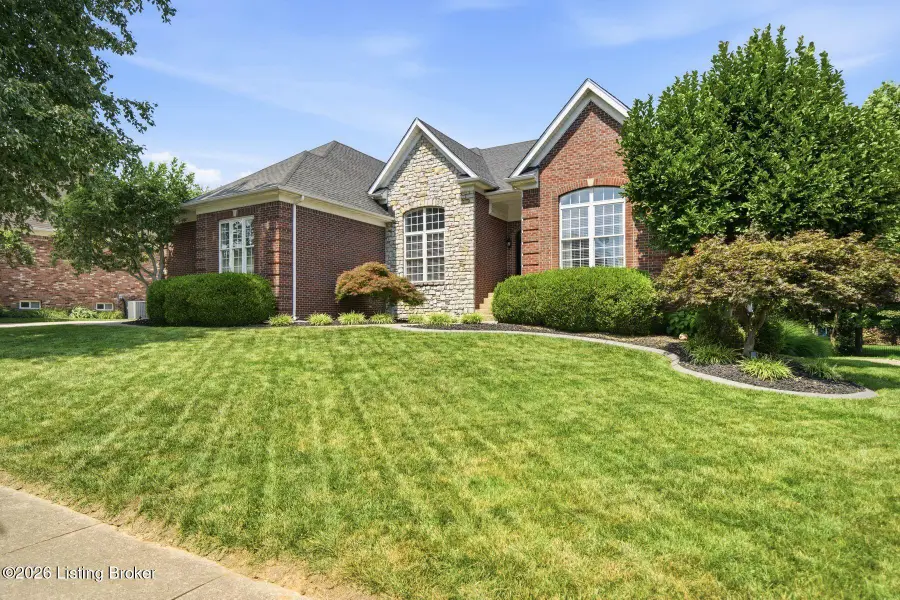 3907 Oakleigh Meadow Pl, Louisville, KY 40245 - #2