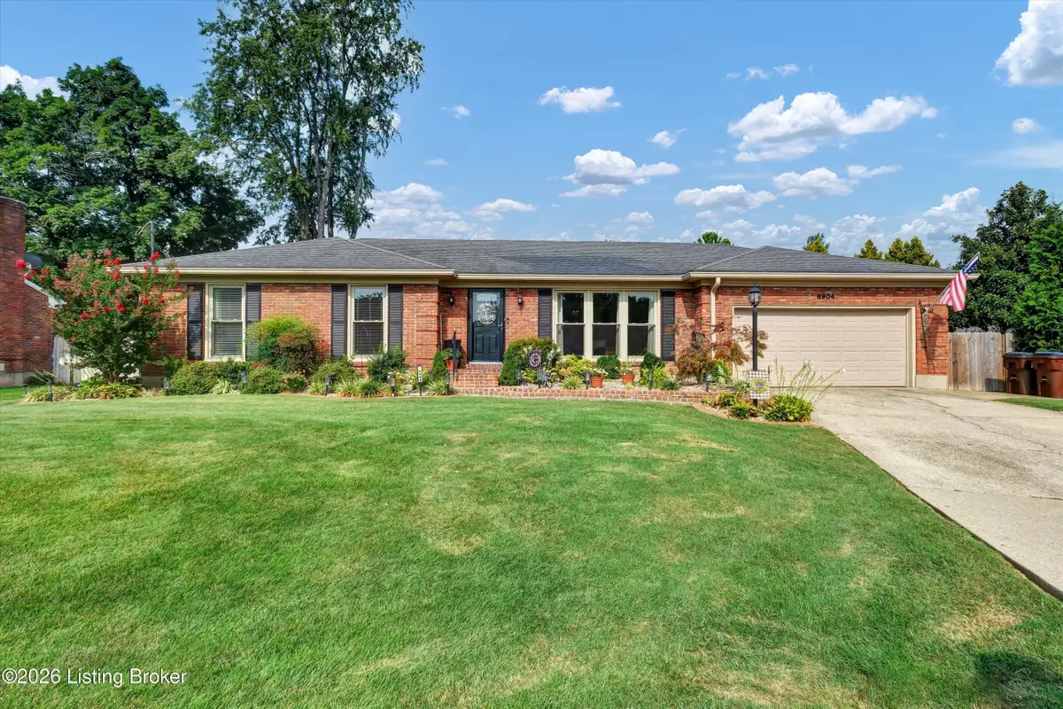 6904 Bellcrest Ct, Louisville, KY 40291 - #1
