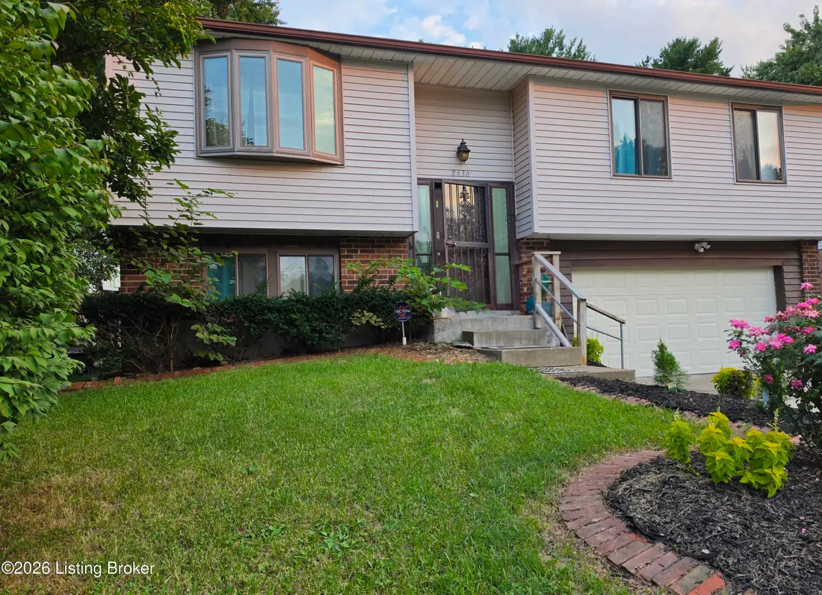 8636 Running Fox Cir, Louisville, KY 40291 - #1