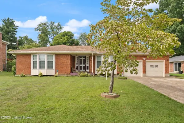 6502 Hollow Tree Rd, Louisville, KY 40228