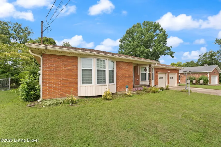 6502 Hollow Tree Rd, Louisville, KY 40228 - #3