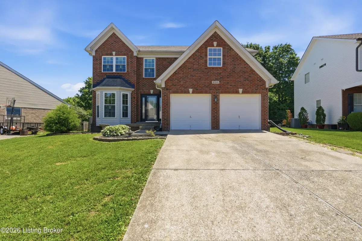 8703 Sanctuary Ln, Louisville, KY 40291 - #1