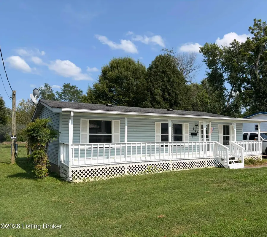 603 8th St, Carrollton, KY 41008 - #2