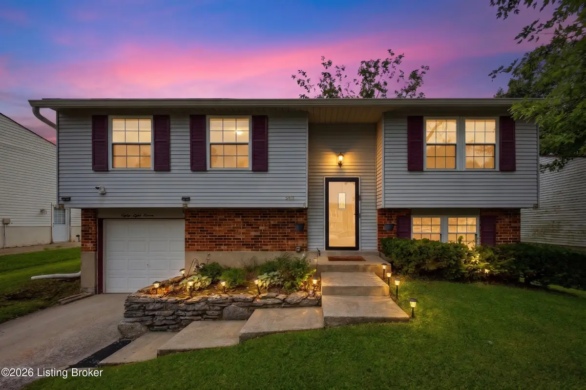 8811 Running Fox Cir, Louisville, KY 40291 - #1