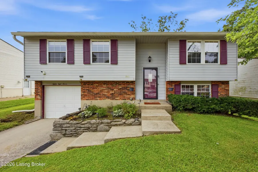 8811 Running Fox Cir, Louisville, KY 40291 - #2