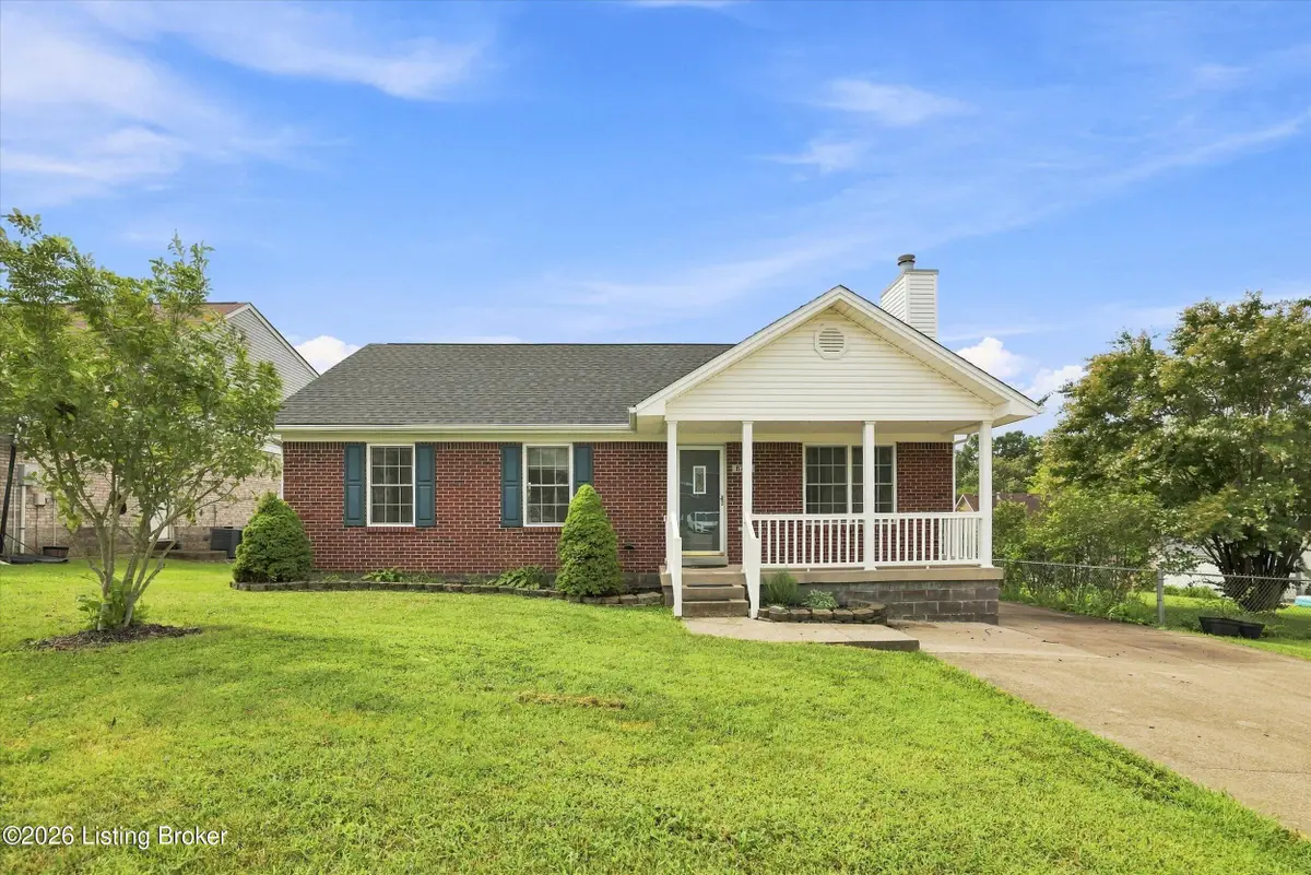 8702 Vision Pl, Louisville, KY 40229 - #1