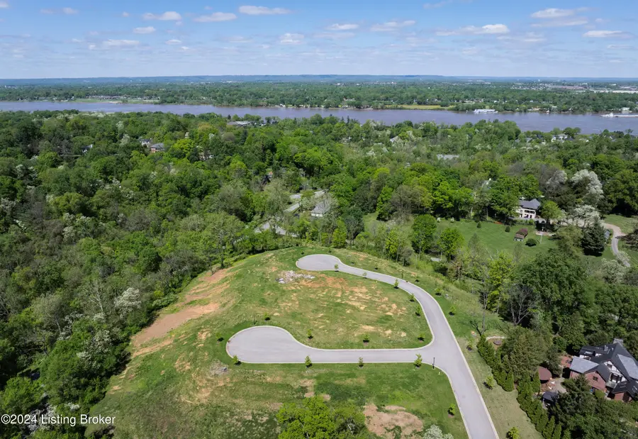 4504 Poplar Manor Rd, Louisville, KY 40207 - #2