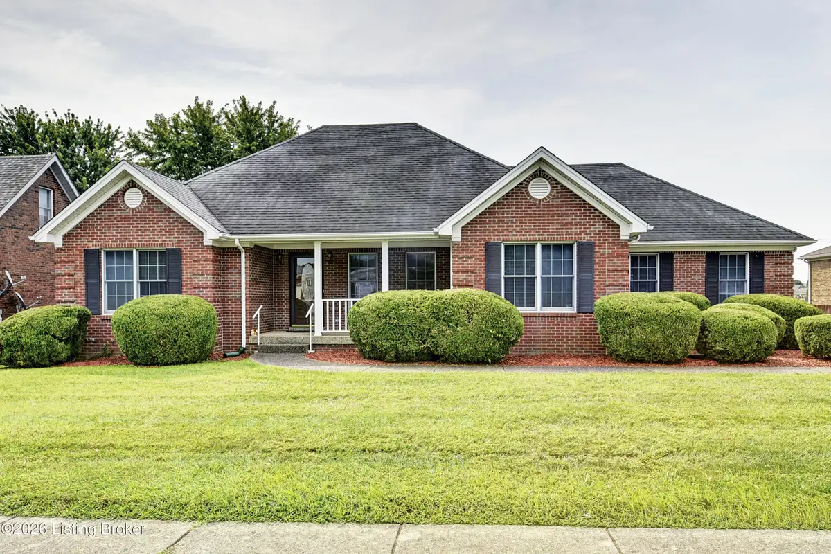 410 Old Towne Rd, Louisville, KY 40214 - #1