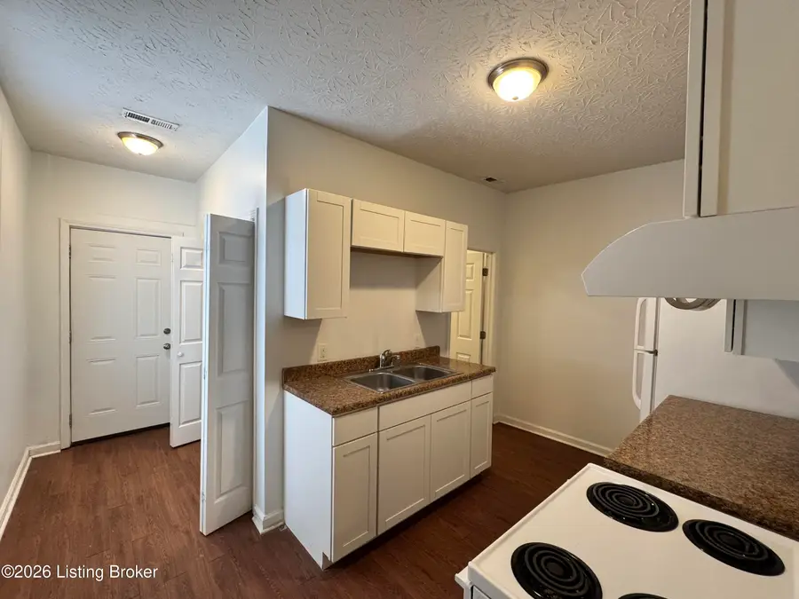 2136 Lytle St, Louisville, KY 40212 - #3