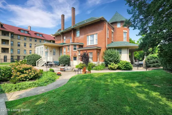 2026 Cherokee Pkwy #APT A, Louisville, KY 40204
