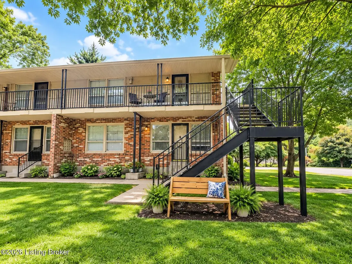 3501 Paragon Ct #UNIT 30, Louisville, KY 40218 - #1