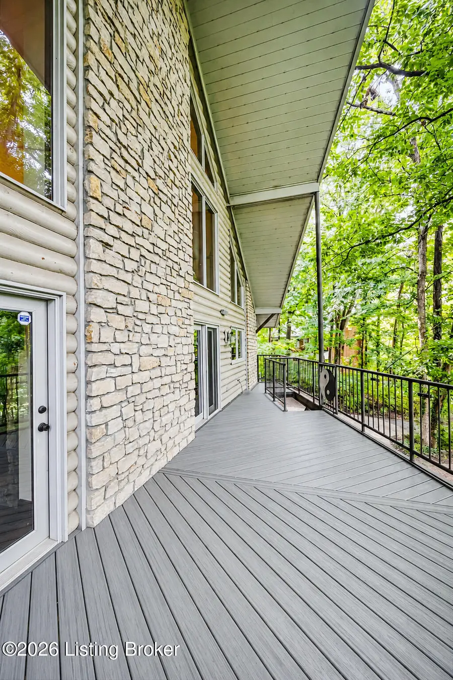 1909 Charbdin Pl, Louisville, KY 40207 - #3