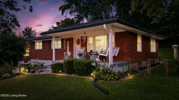 4905 Manslick Rd, Louisville, KY 40216