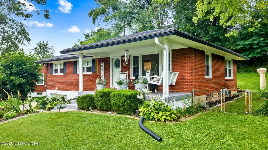 4905 Manslick Rd, Louisville, KY 40216 - #3