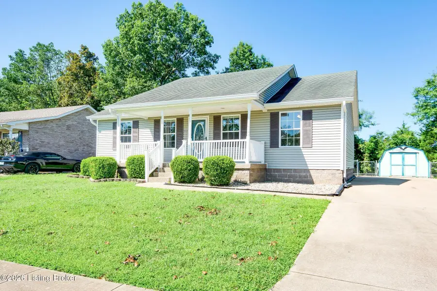 633 River Oaks Dr, Shepherdsville, KY 40165 - #3