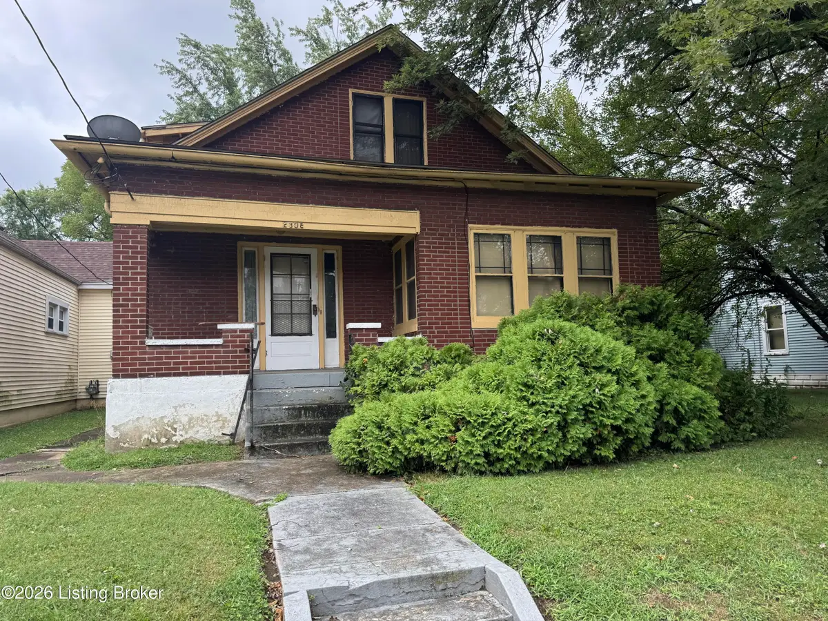 2308 W Gaulbert Ave, Louisville, KY 40210 - #1