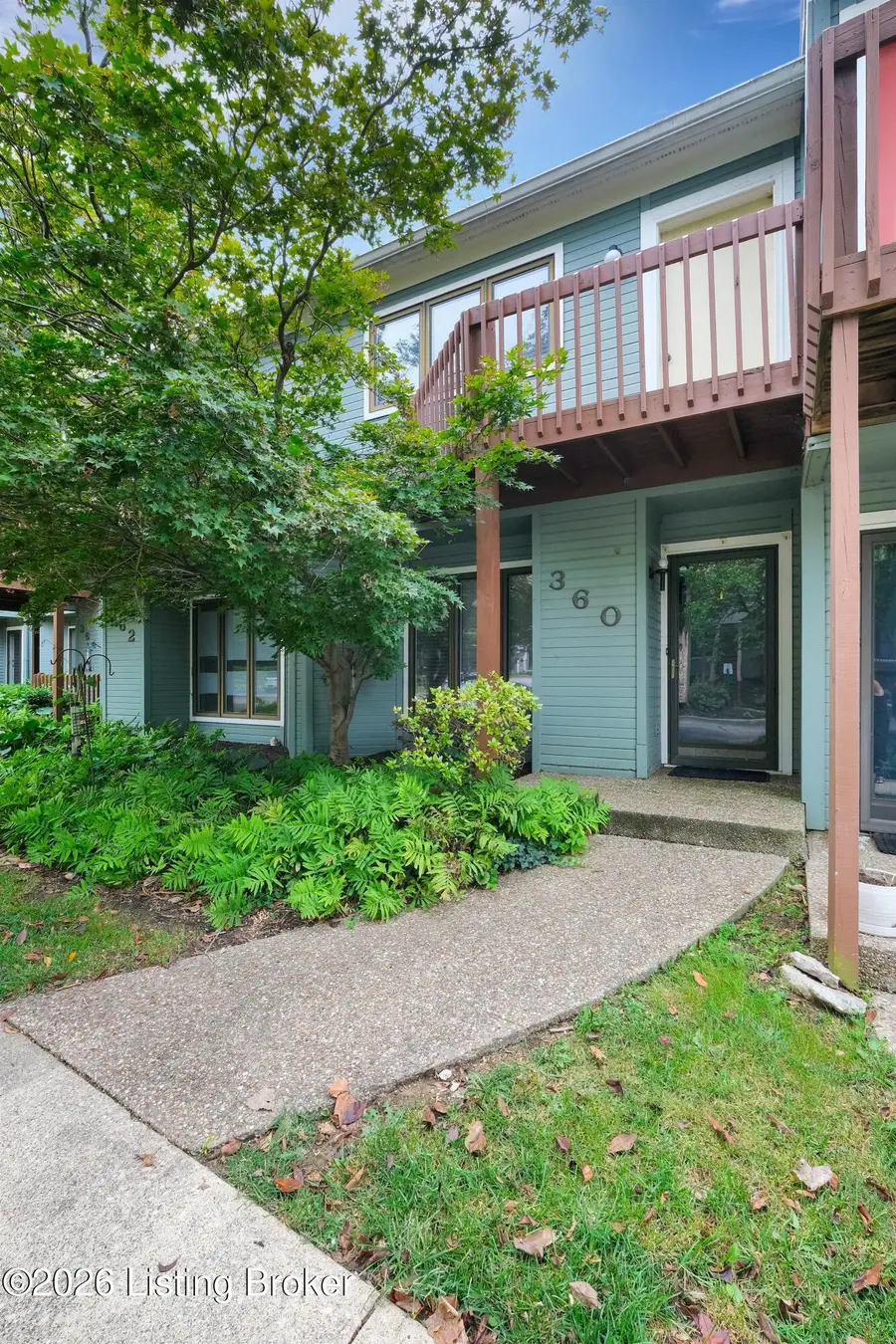 360 Crescent Spring Dr, Louisville, KY 40206 - #3