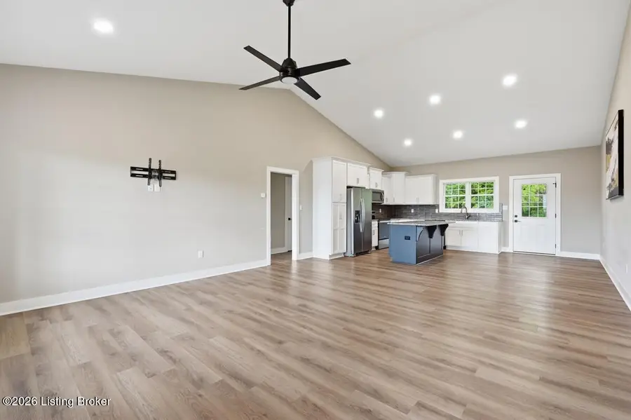 305 Summit Creek Dr, Elizabethtown, KY 42701 - #3