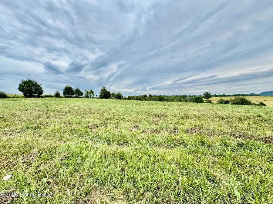 1070-1 Logan Rd, Gravel Switch, KY 40328 - #2