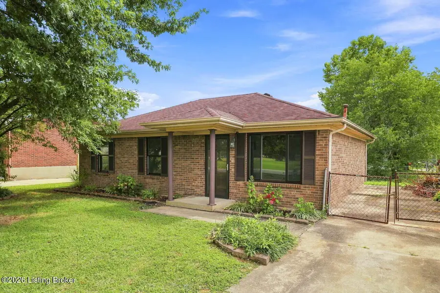 3716 Hillview Blvd, Louisville, KY 40229 - #2
