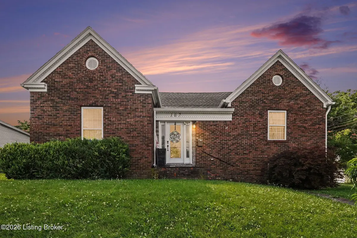 107 Covington Ave, Springfield, KY 40069 - #1