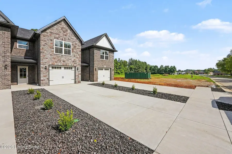 140 Blakenrod Blvd #E, Coxs Creek, KY 40013 - #3