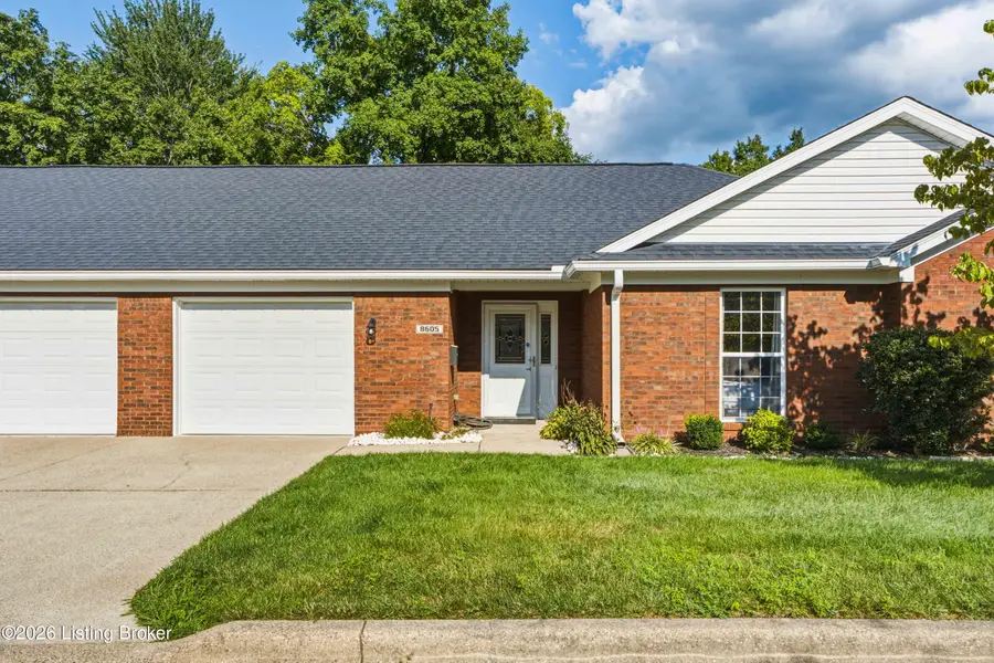 8605 Mill Spring Pl, Louisville, KY 40228 - #2