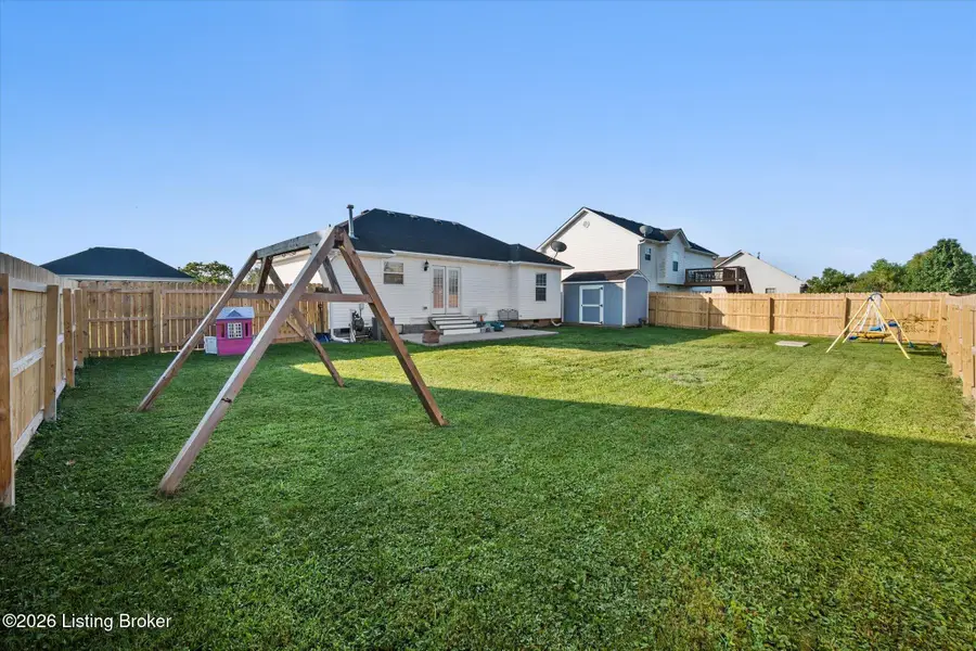 729 Oak Grove Blvd, Shepherdsville, KY 40165 - #3