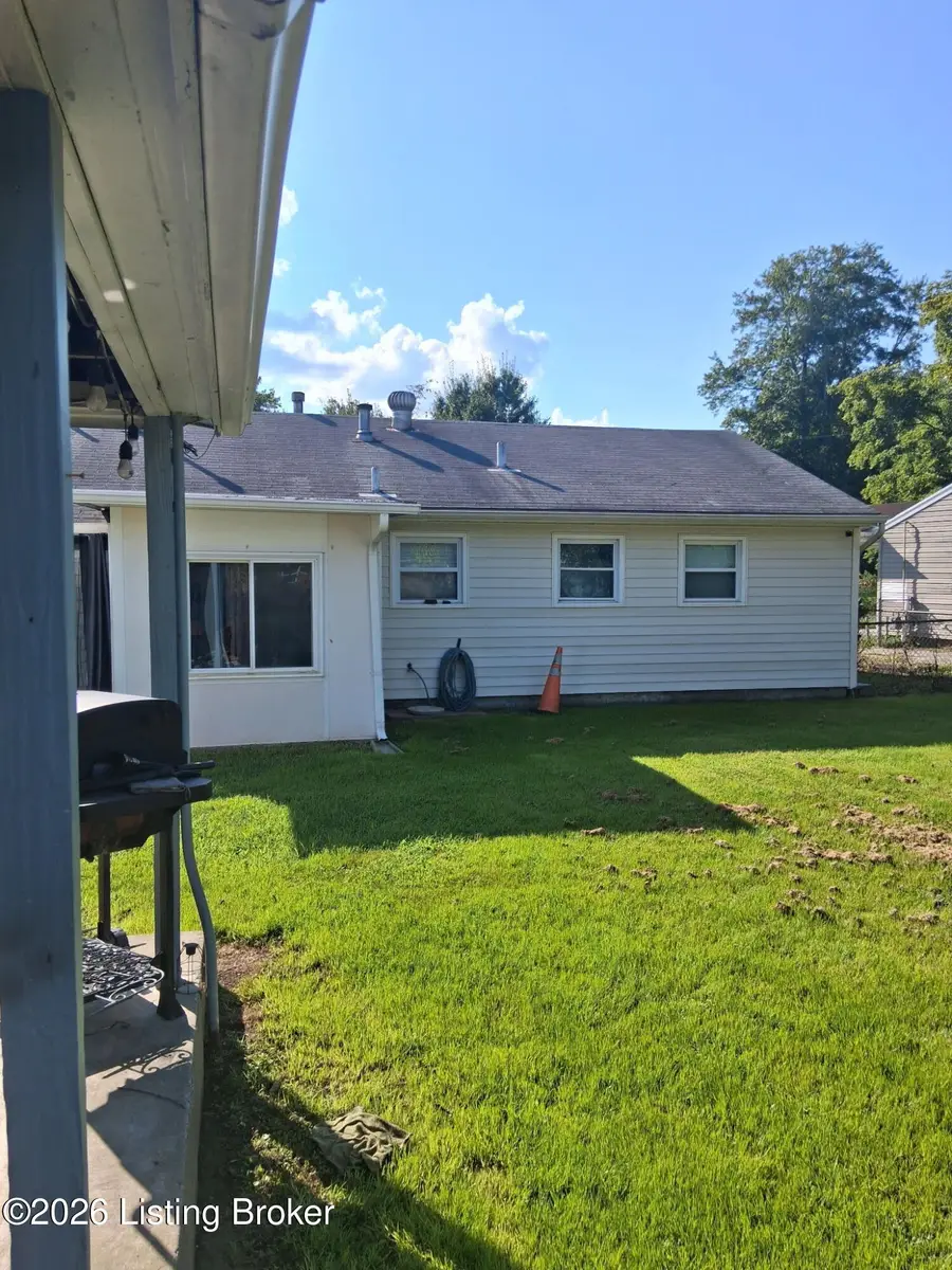 9603 Toledo Ln, Louisville, KY 40272 - #2