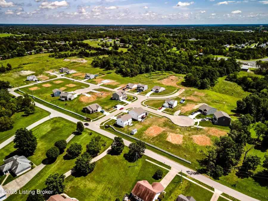 122 Maple Leaf Dr, Mount Washington, KY 40047 - #3