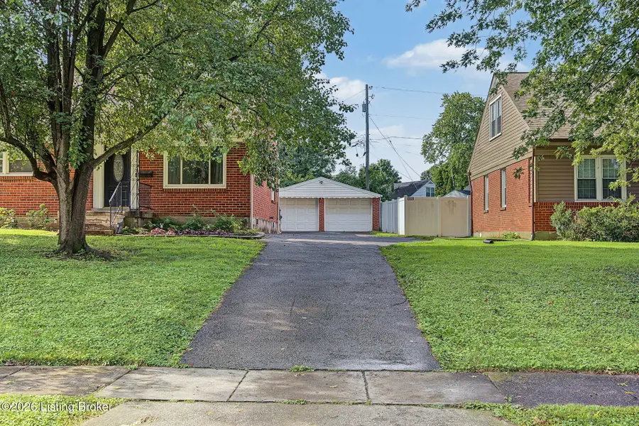 4218 Hillbrook Dr, Louisville, KY 40220 - #2