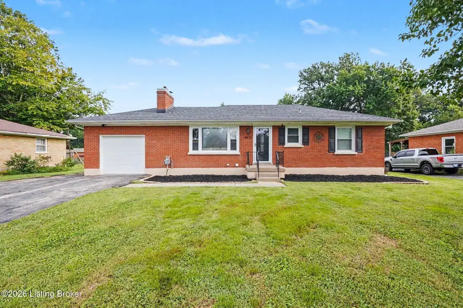 9913 Vega Ln, Louisville, KY 40272 - #2